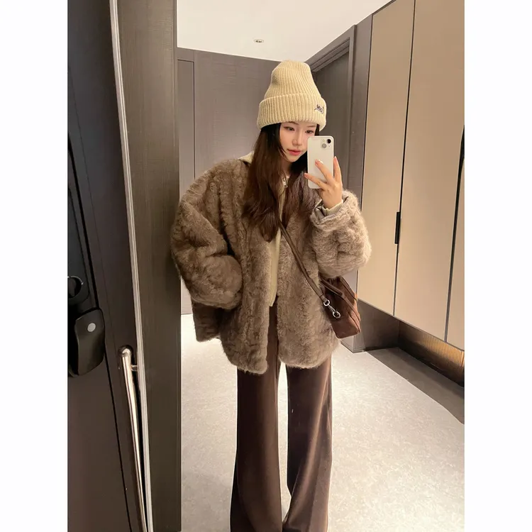 2025新款仿花狐貂氛围感独家定染环保皮毛一体外套加厚百搭时尚