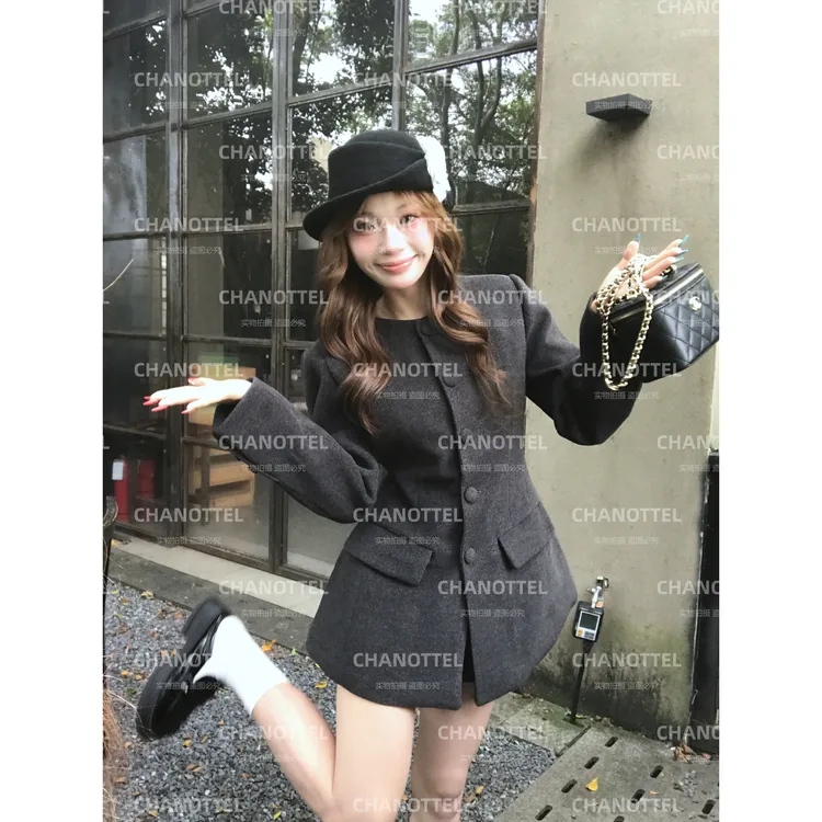CHANOTTEL 贵气千金风法式气质收腰显瘦下裙摆设计毛呢外套女新款
