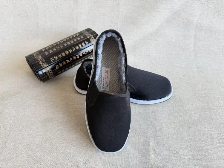 布鞋传统低帮秋冬加绒保暖耐磨加厚车缝线老北京布鞋一脚蹬千层底