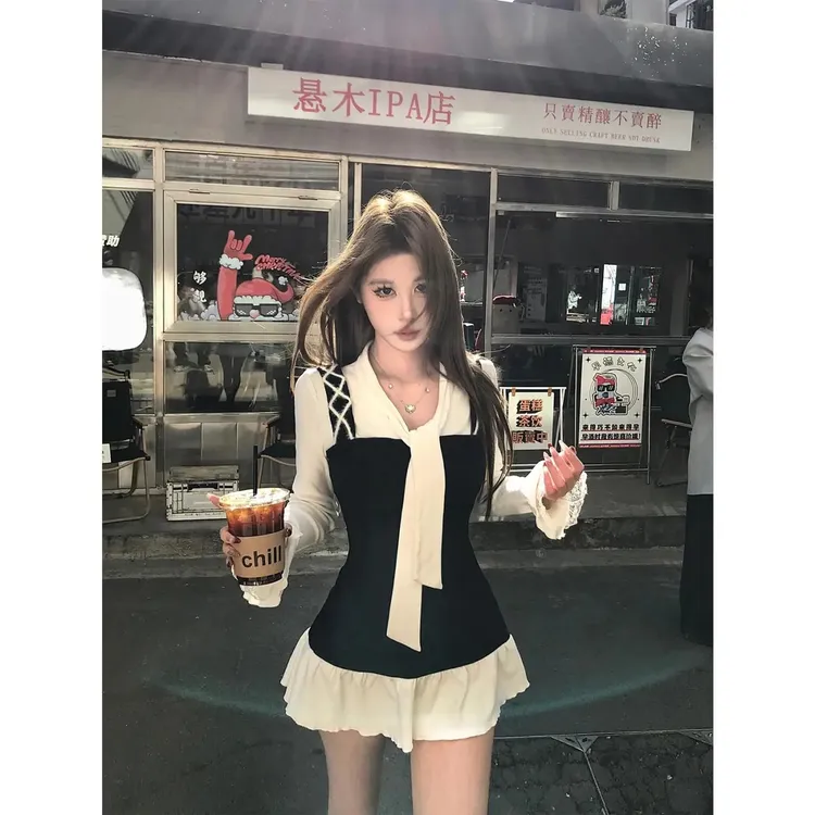 千金风假两件收腰连衣裙女长袖蕾丝设计感百搭拼接高级早春裙子