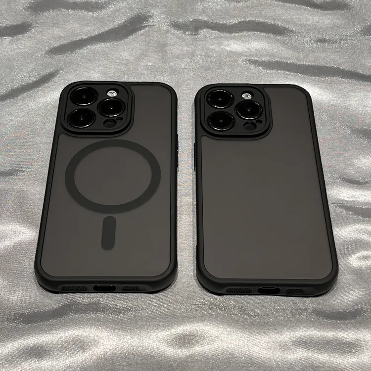 适用磨砂黑色磁吸防摔苹果16/17Promax手机壳iPhone15/14简约1312