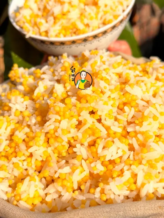 施甸“面果儿饭”玉米、苦荞……