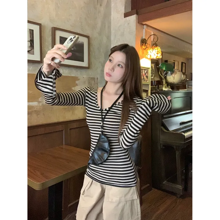 纯欲复古条纹长袖紧身T恤女装早秋内搭显瘦打底衫设计感