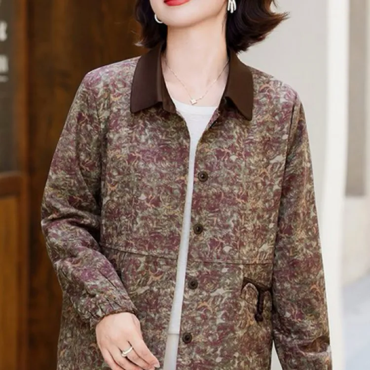 新款中老年撞色翻领印花宽松休闲妈妈外套春秋百搭上衣
