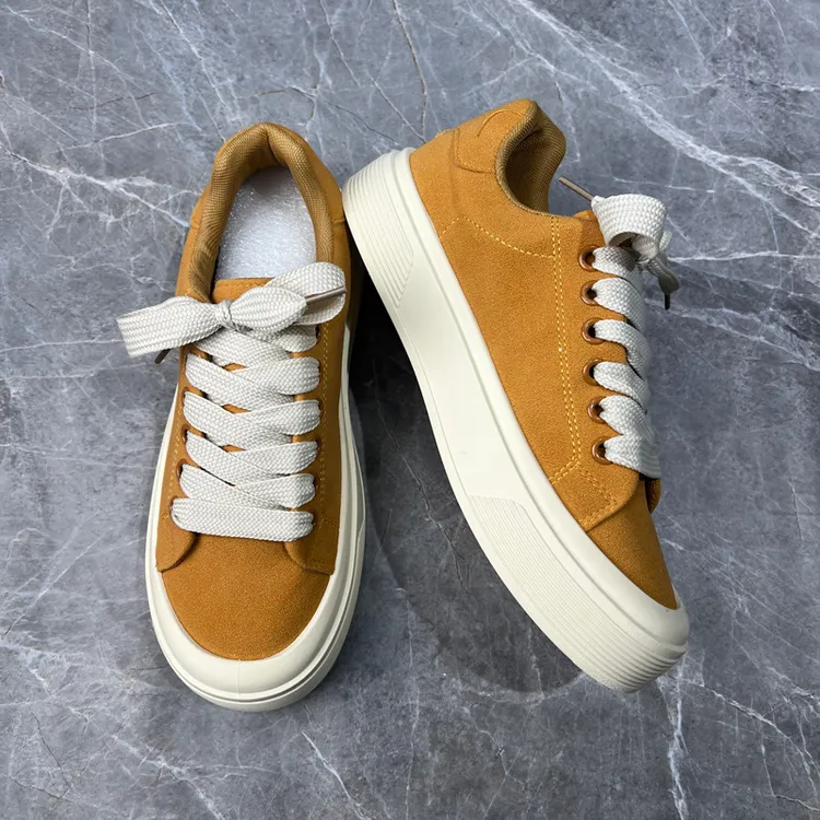 大码男鞋秋冬款复古低帮黄色休闲板鞋男士开车专用鞋子潮款百搭鞋