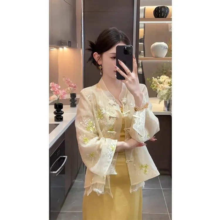 春装搭配一整套2025超火新中式国风套装刺绣高级外套连衣裙两件套