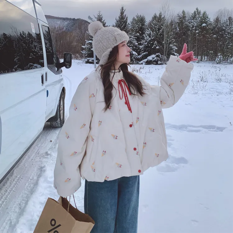 韩系小清新冰淇淋绣花羽绒服2025冬新款甜美温柔风90白鸭绒面包服