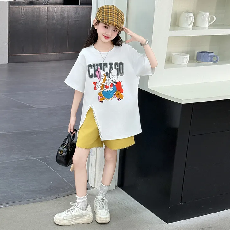 女童夏季套装2025新款洋气中大童开叉短袖t恤夏装短裤儿童两件套
