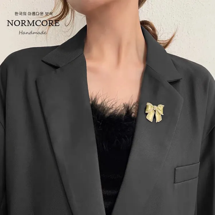 轻奢设计高级感蝴蝶结创意胸针胸花时尚饰品百搭高档礼物礼盒装