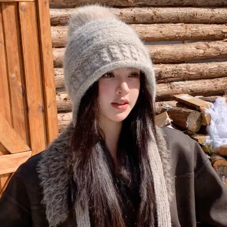 2025新款百搭甜美针织帽子女秋冬季保暖护耳雷锋帽显脸小包头冷帽