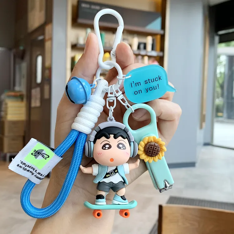 创意时尚卡通钥匙扣可爱小新男女生包包挂件电动车钥匙链背包挂饰