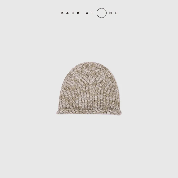 BACKATONE“梦工厂”时尚保暖棒针编织米色针织帽 BFF-3AP508H-K