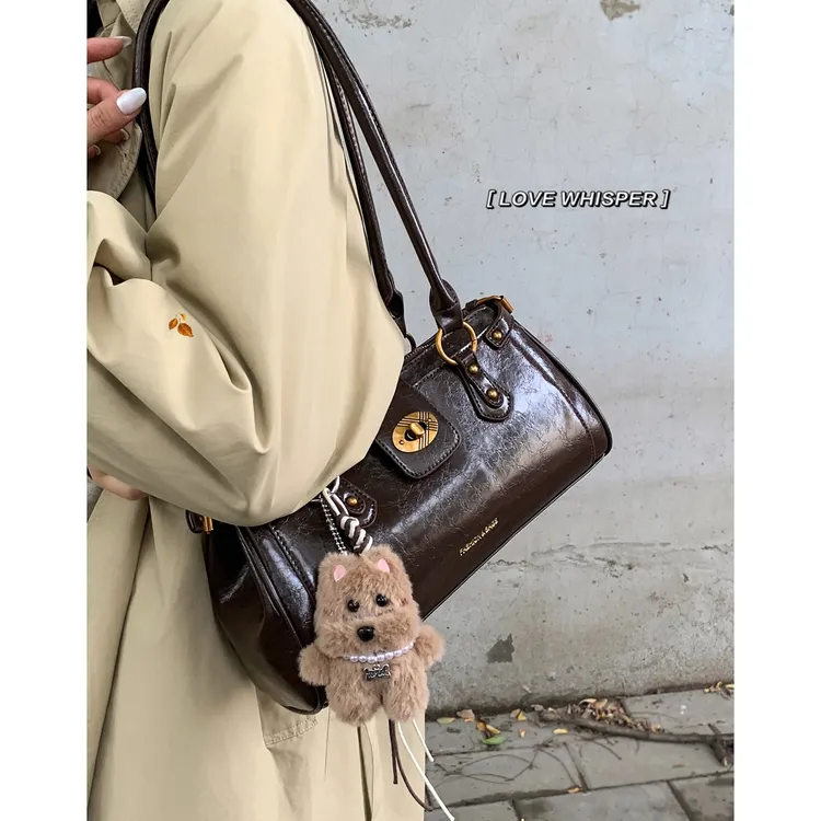 高级感腋下包包女款爆款2025新款秋冬复古单肩包百搭通勤托特包