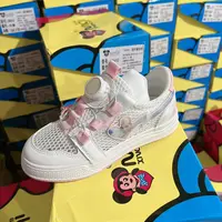 X8611旋转纽扣艾莎女孩休闲鞋