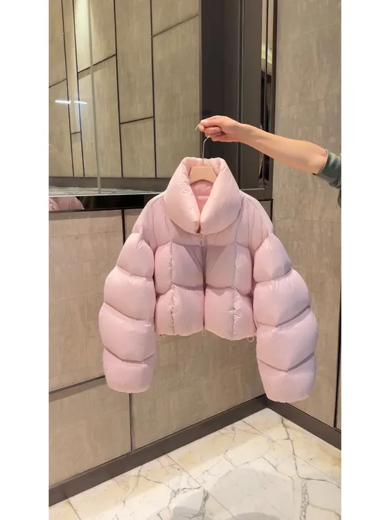 韩系粉色短款泡芙羽绒服女款冬季独特超好看轻薄小个子外套面包服
