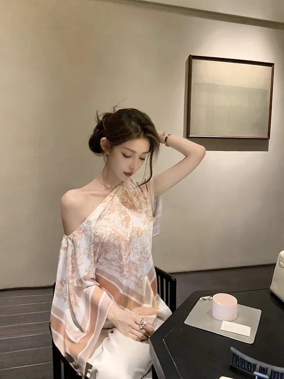 名媛风气质高级感斜肩纯欲辣妹性感一字肩两穿印花上衣