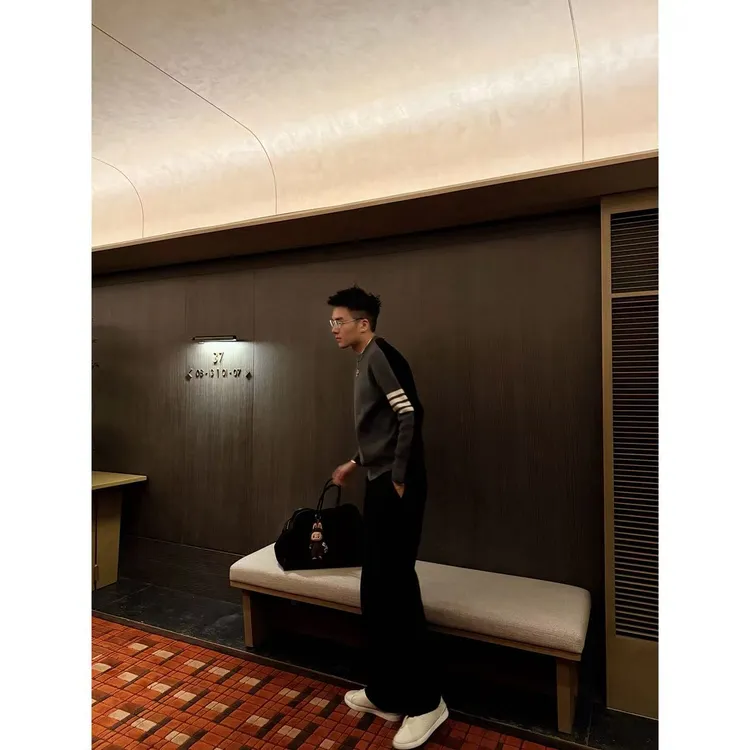 Team Yang-秋冬新品棉羊毛加厚拼色下摆拼接设计感老钱毛衣男9085