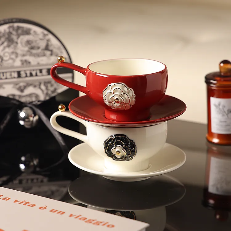 法式复古咖啡杯碟轻奢高档女士马克杯家用陶瓷水杯精致伴手礼对杯