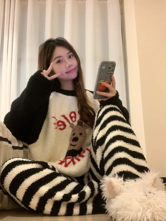 韩系可爱卡通小熊半边绒睡衣女冬季针织保暖加厚可外穿家居服套装