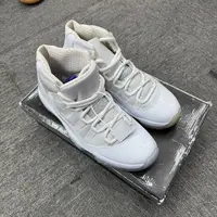 全新未使用 AIR JORDAN 42.5码  aj11纯白25周年纪念款 球鞋