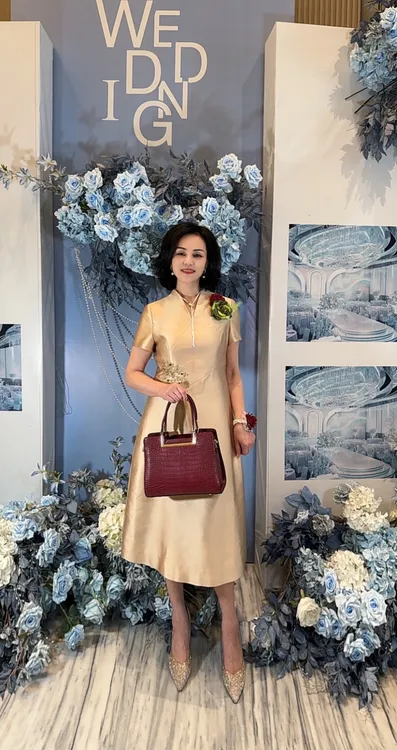 喜态态妈妈礼服装时尚气质长款修身  A-00041