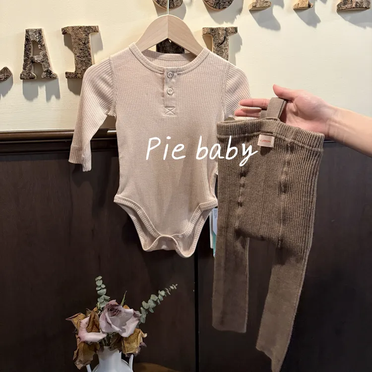 Piebaby-宝宝包屁衣秋冬高颜值新款举重裤一套婴幼儿ins可爱套装