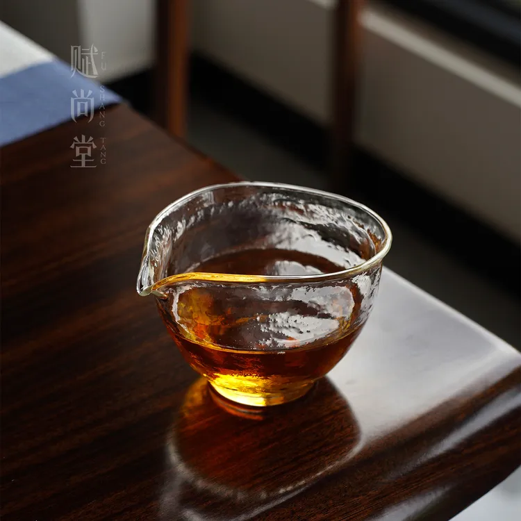 锤纹异形耐热玻璃家用日式防烫公道杯加厚纯手工新款分茶茶道