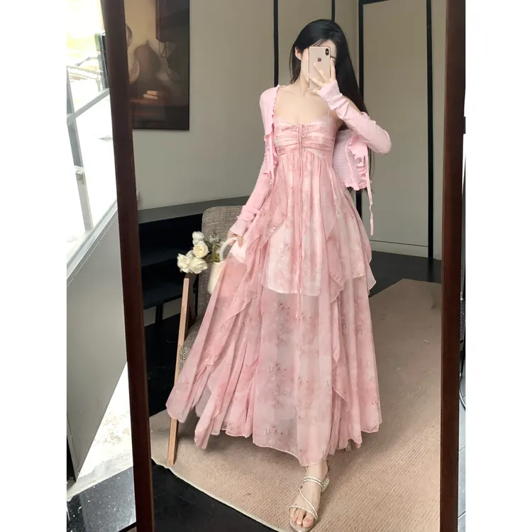 6959#大码胸前蝴蝶结度假风油画荷叶边吊带裙连衣裙+防晒开衫