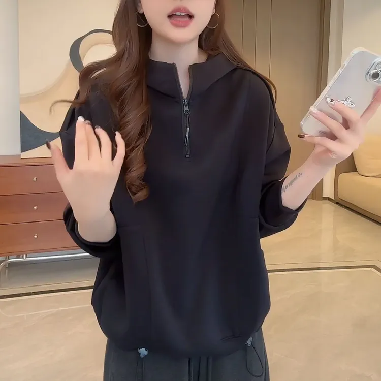 新款简约宽松减龄小众百搭小个子线条半拉链连帽卫衣LK2506747