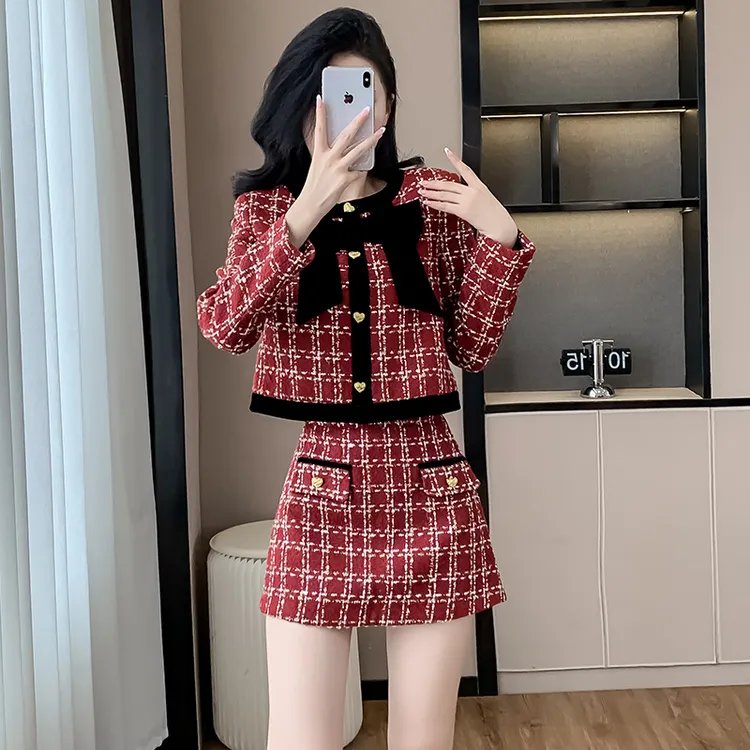 小香风气质高级感巨好看的套装小个子名媛洋气短款外套短裙两件套