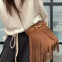 95新 Celine/思琳 【蕾】4DQ227 驼色马衔扣流苏斜挎包