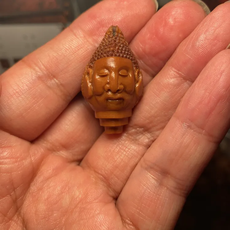 福利苏工核雕，纯手工雕刻，铁核龙佛头三通，个性十足，等待有缘人