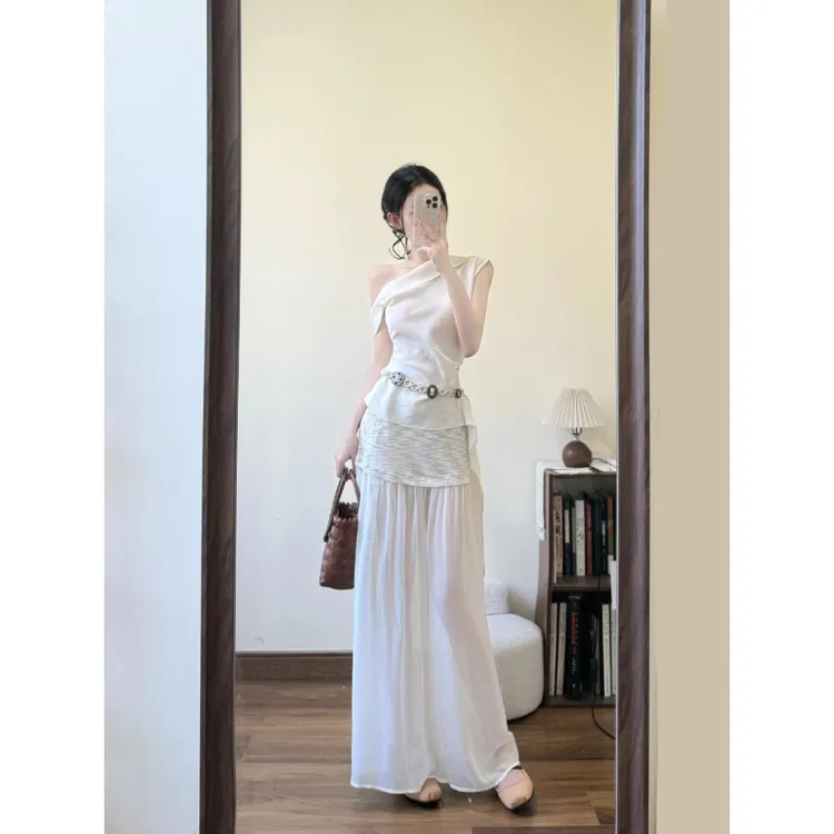 MARIE.COCO2025夏季ootd穿搭减龄休闲套装女夏斜肩小衫高腰半身裙