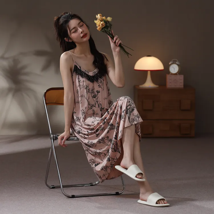 2025年夏季新款吊带睡裙女凉感莫代尔棉薄款带胸垫冰丝可外穿睡衣