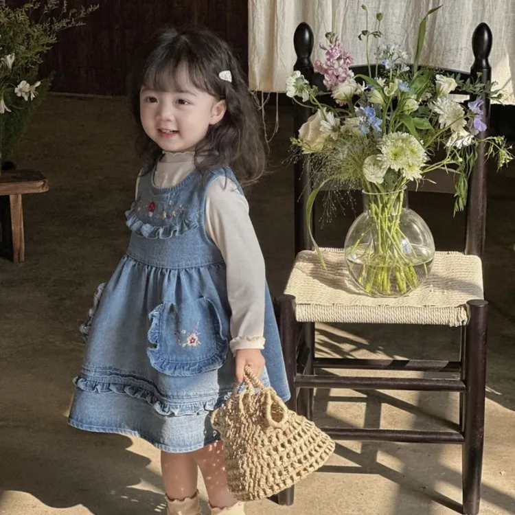 幼儿园爆款韩版女童牛仔2025春秋新款洋气刺绣背心牛仔裙连衣裙潮