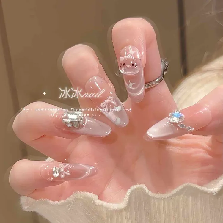 【水晶KT】手工穿戴甲高级纯欲珍珠蝴蝶猫眼显白爆闪贴片美甲