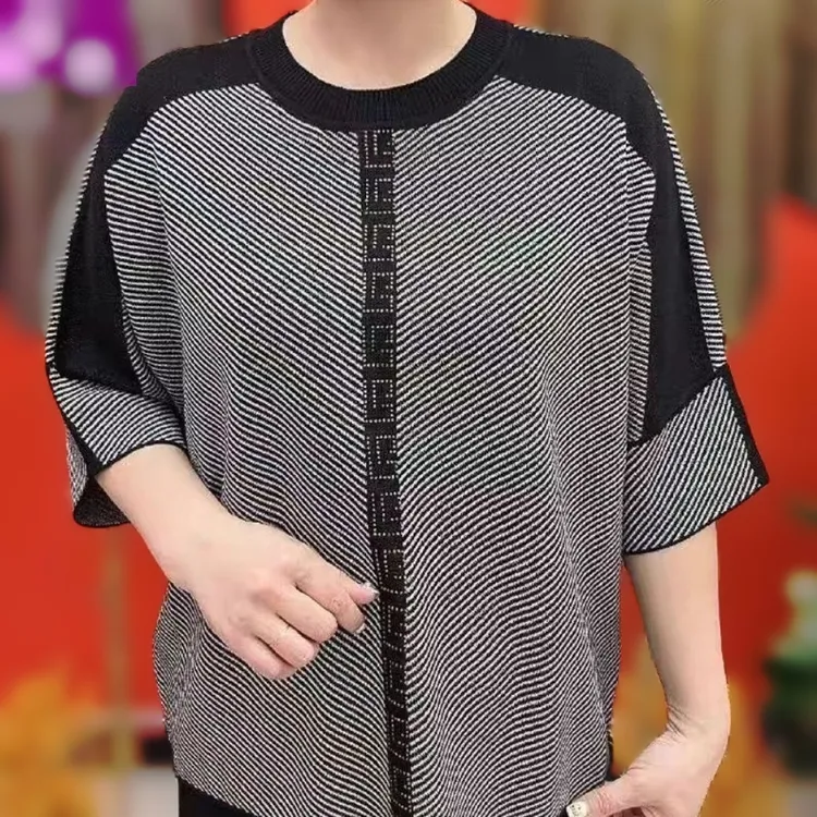 02圆领套头款女七分袖时尚潮流条纹女装休闲大码