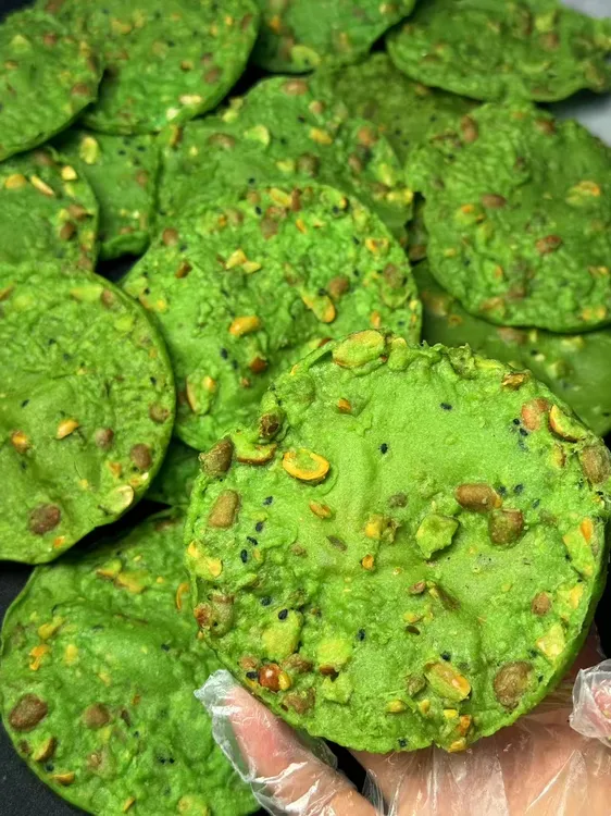 江西赣南特产花生巴豆饼子咸香酥脆追剧休闲零食小吃薄脆版