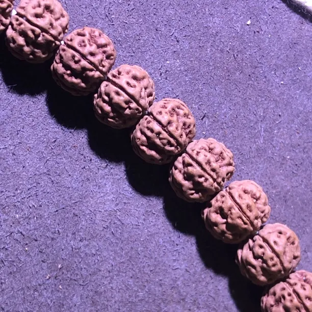 凹底梅花小金刚菩提手持直径12男女款手串