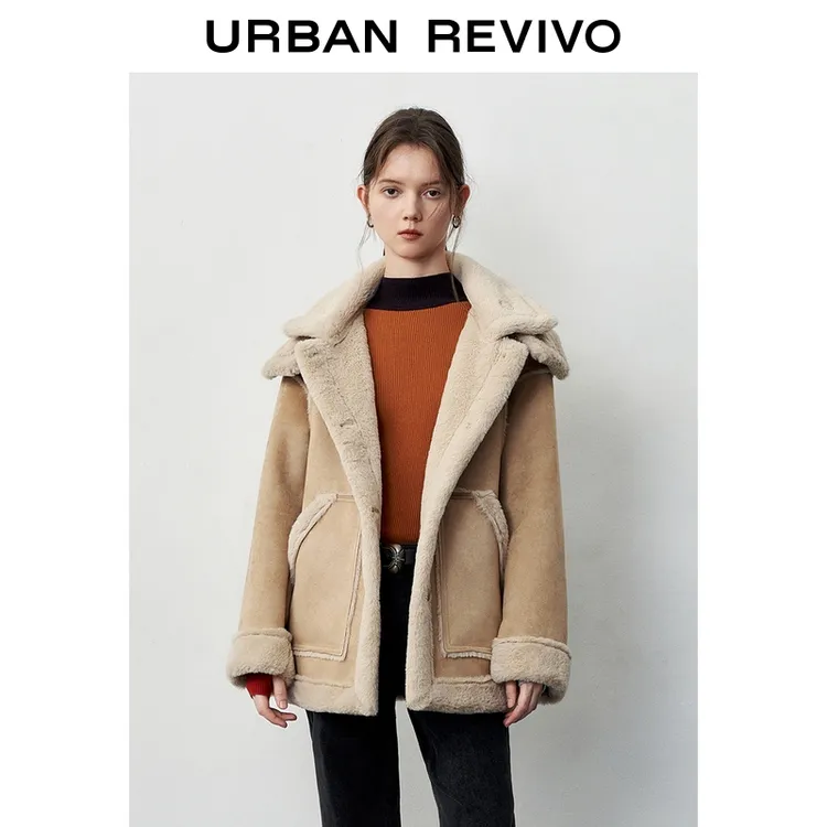 UR2025冬季新款女装拼接毛感宽松外套UYL150034+
