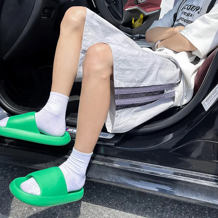 时尚薄款ins夏季透气外穿民族风男生休闲男款微弹力短裤个性