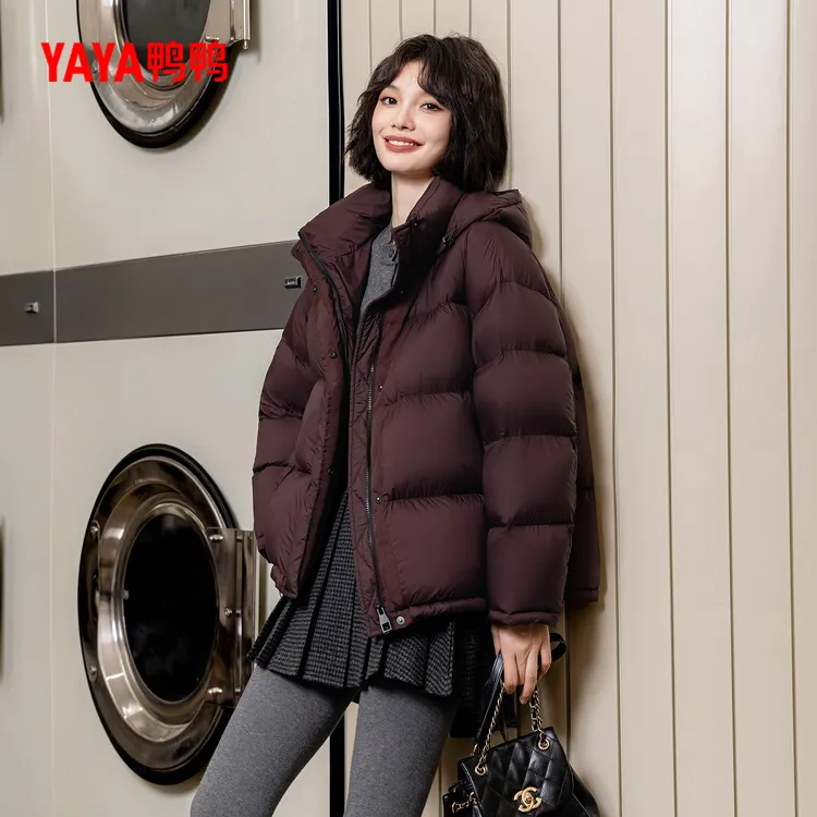 YAYA鸭鸭冬季时尚休闲百搭女士短款白鸭绒短款羽绒服YE4B616012N