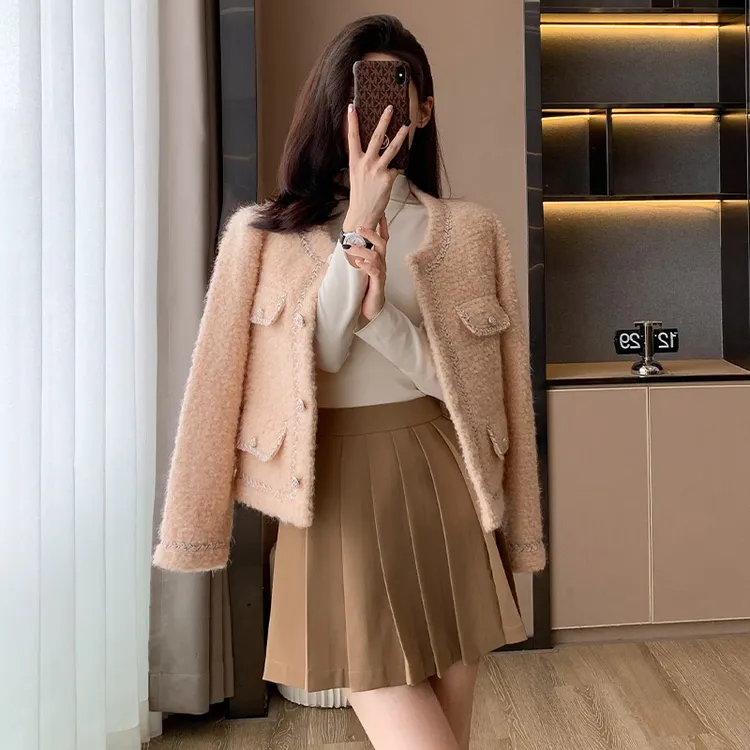 法式高端羽绒短外套女装2025秋冬季轻奢名媛时尚减龄百搭显瘦上衣