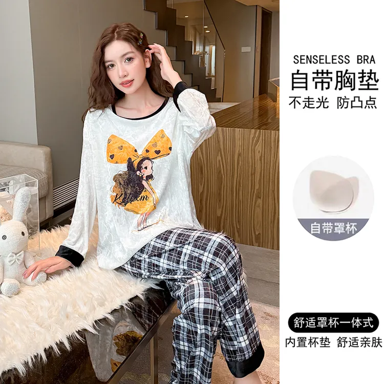 带胸垫2025年新款金丝绒睡衣女春秋季长袖可爱卡通秋冬家居服套装