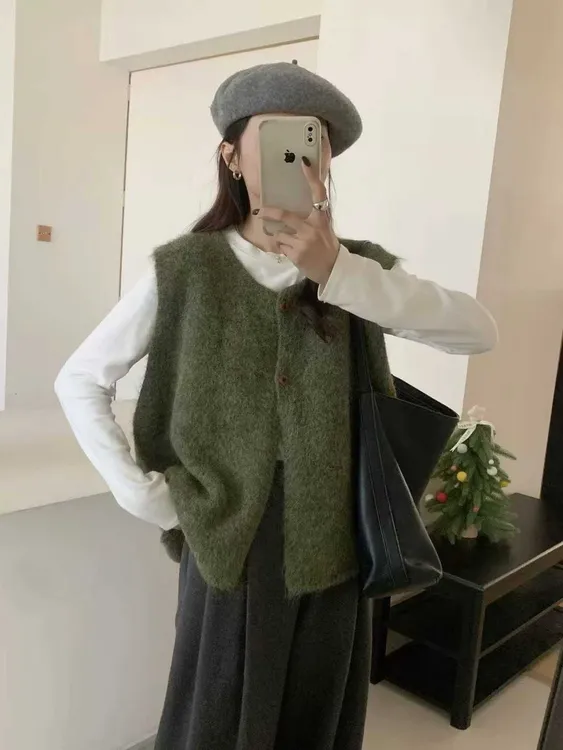 【欣子专属】韩系圆领简约两粒扣针织马甲开衫女春秋冬新款宽松百搭毛衣背心