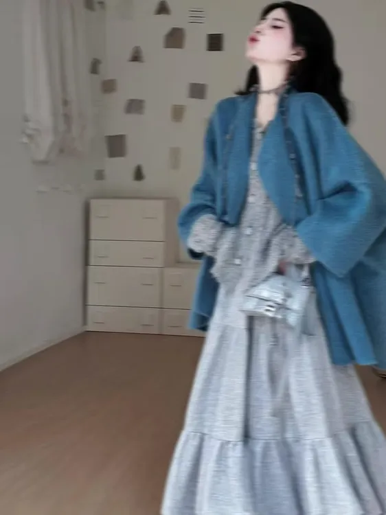 2025秋季新款韩系高级感灰色针织开衫毛呢大衣半身裙气质三件套女