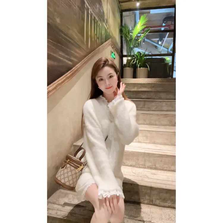 千语栀 【芝士樱花卷】时尚百搭针织衫毛衣蕾丝蝴蝶结拼接上衣+短裙