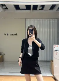 2025秋简约高级感假两件翻领设计感针织衫女新款显瘦百搭气质上衣