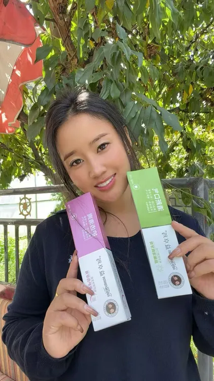 益卓玛清爽护齿早晚用牙膏