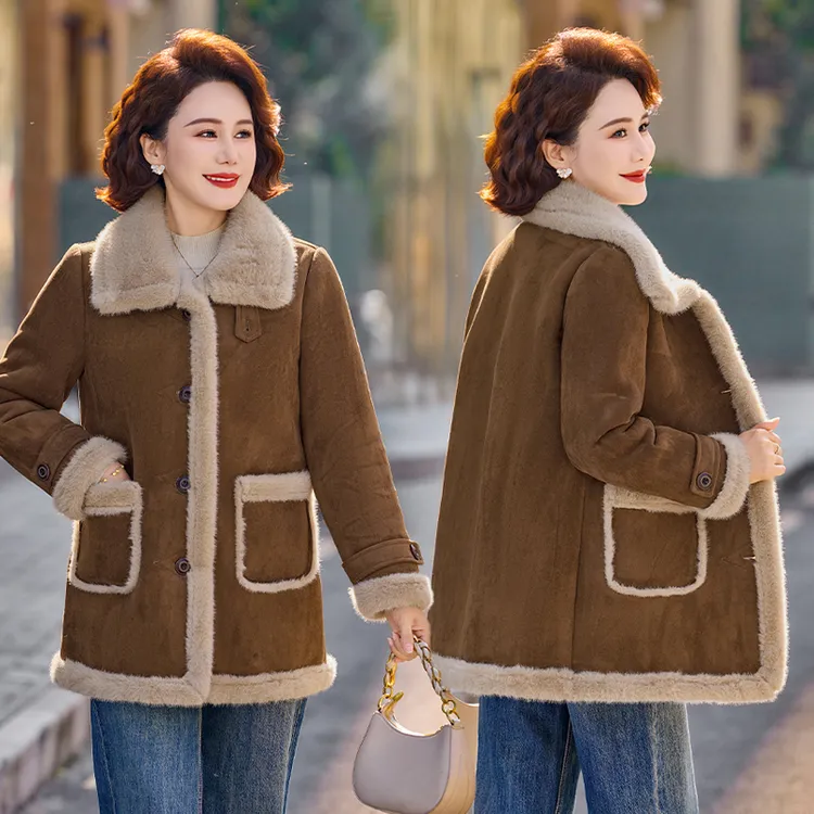 妈妈装冬季皮毛一体外套2025新款气质洋气中老年女装时尚保暖大衣